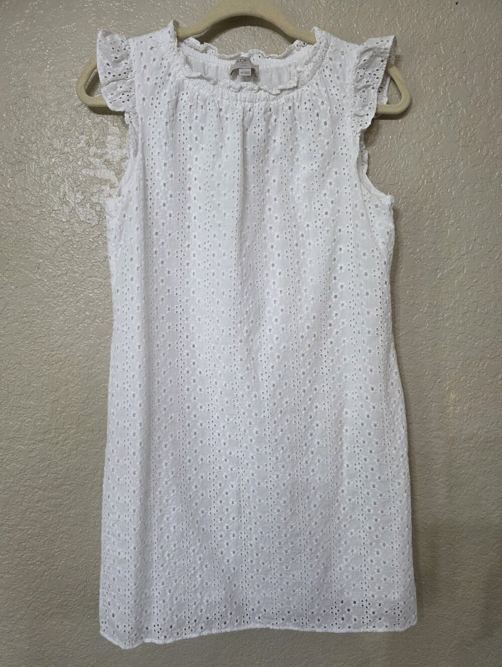 White Cotton Eyelet Sleeveless Shift Dress